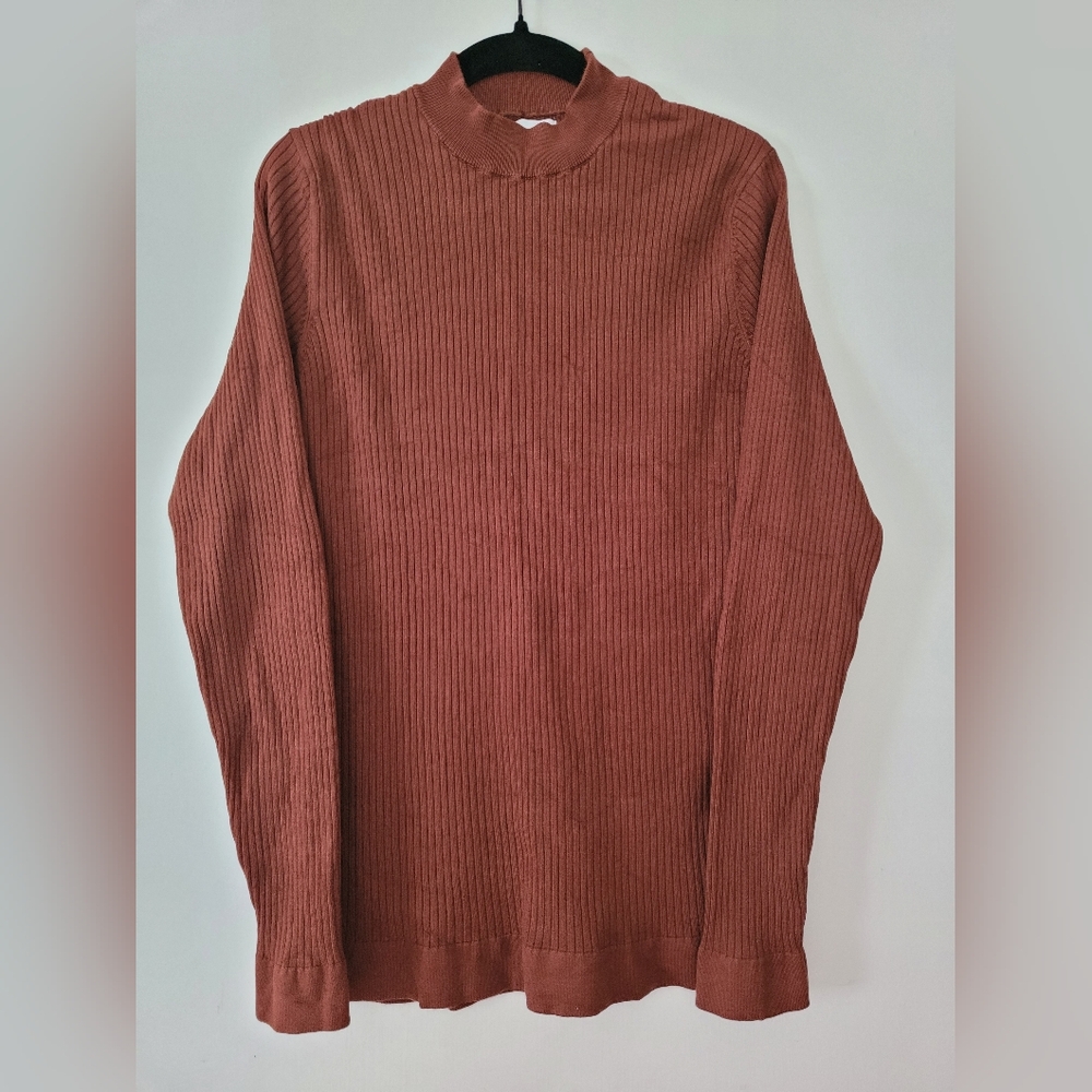 Zara mock neck ribbed long sleeve sweater, Chestnut brown Large